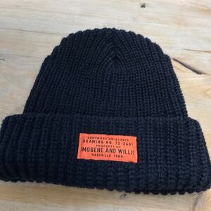 IMOGENE & WILLIE  KNIT CAP